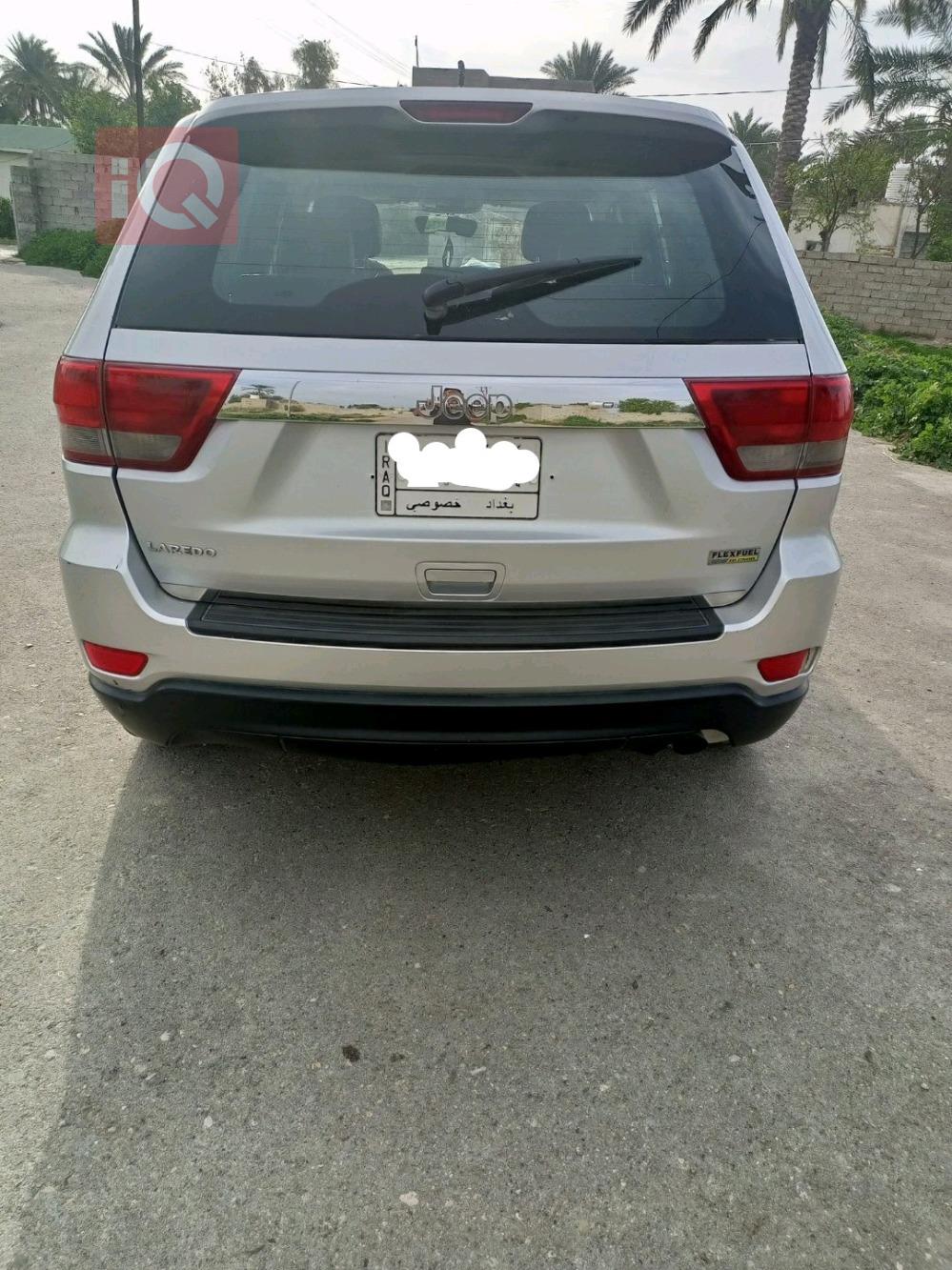 جیپ گراند شیرۆکی